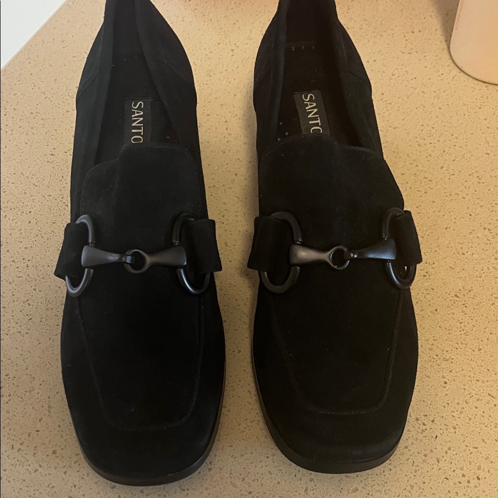 Santorini Heeled black Suede. Size 8